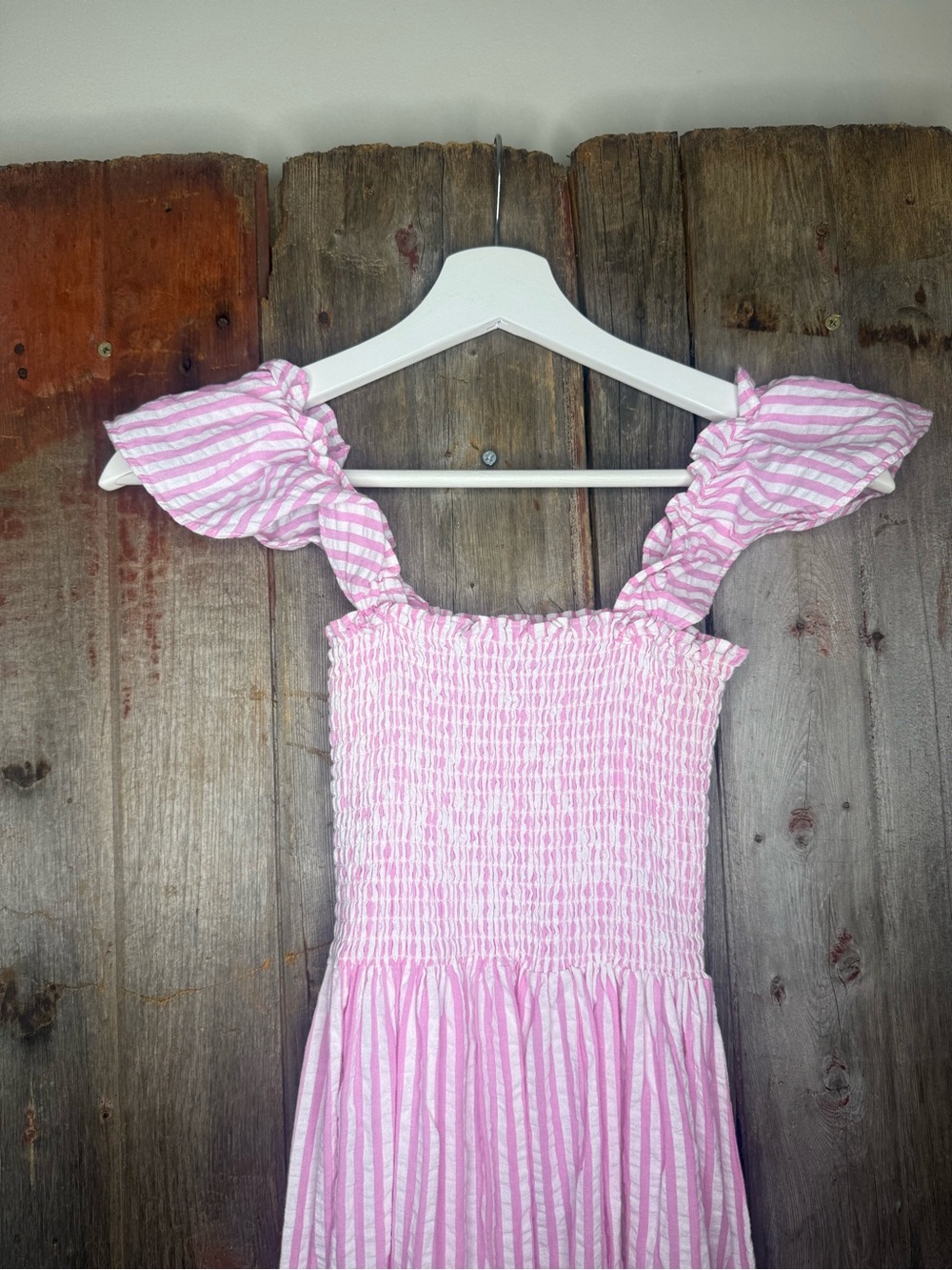 Petal & Pup Daniela Stripe Smocked Maxi Dress Size 6 - Picture 4 of 8